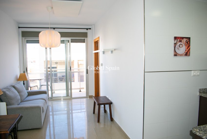 Wederverkoop - APPARTEMENT -
GUARDAMAR DEL SEGURA