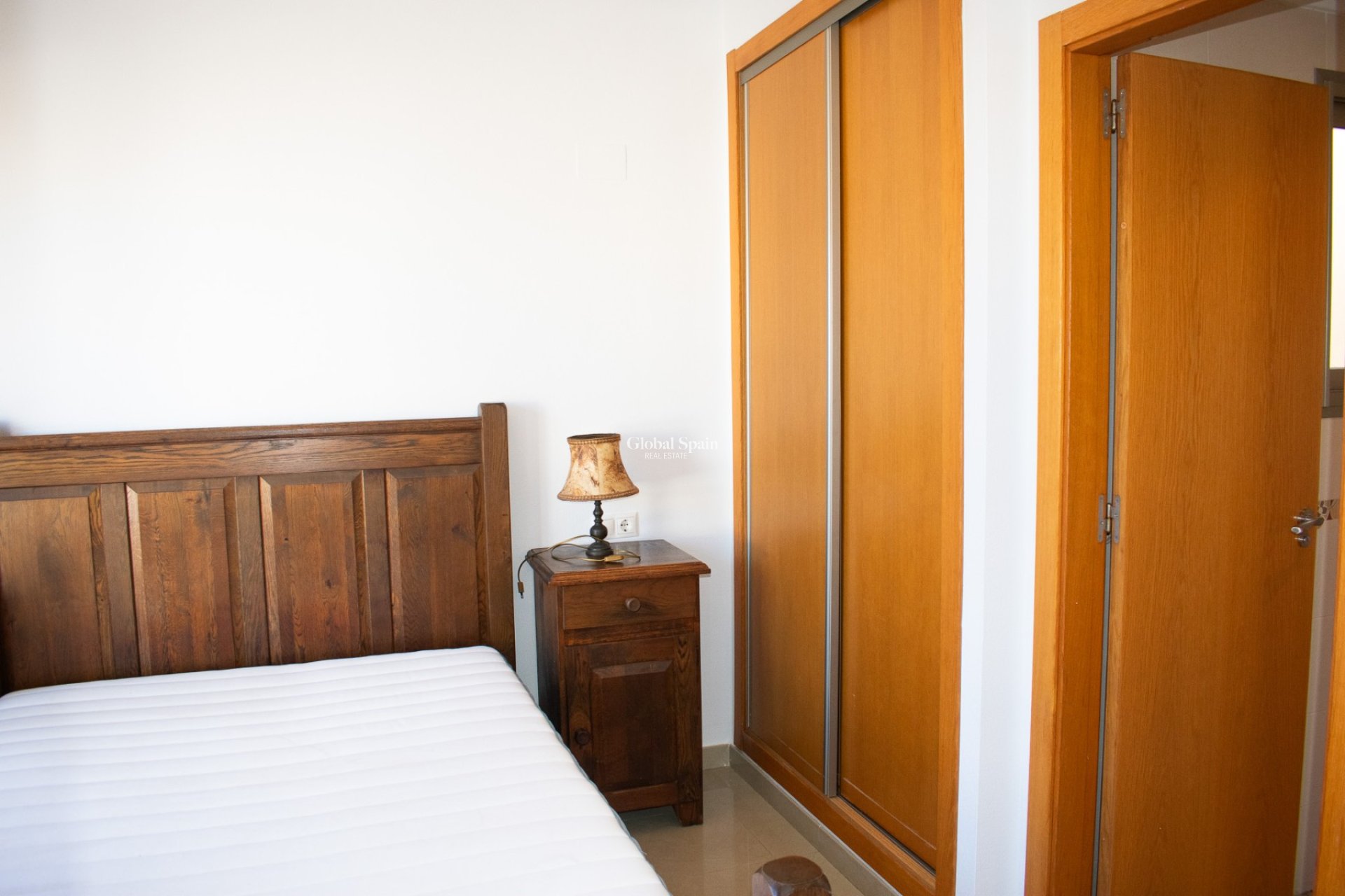 Wederverkoop - APPARTEMENT -
GUARDAMAR DEL SEGURA