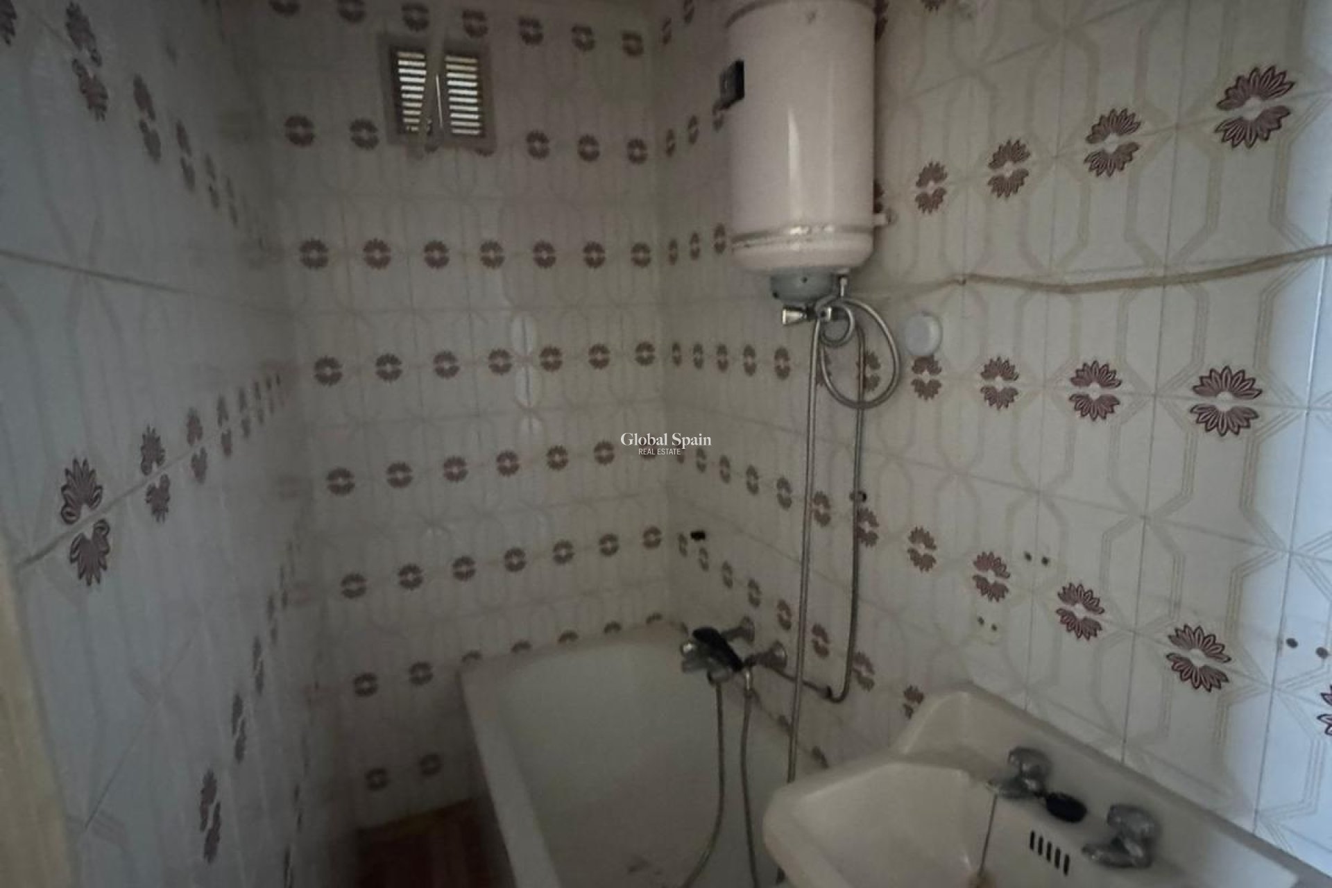 Wederverkoop - APPARTEMENT -
GUARDAMAR DEL SEGURA
