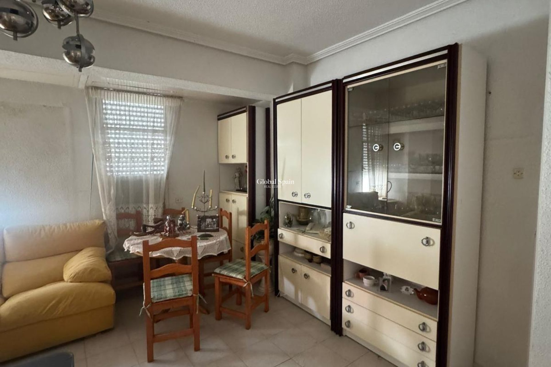 Wederverkoop - APPARTEMENT -
GUARDAMAR DEL SEGURA