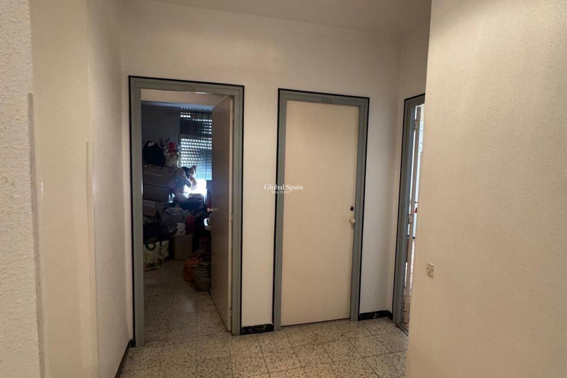 Wederverkoop - APPARTEMENT -
GUARDAMAR DEL SEGURA