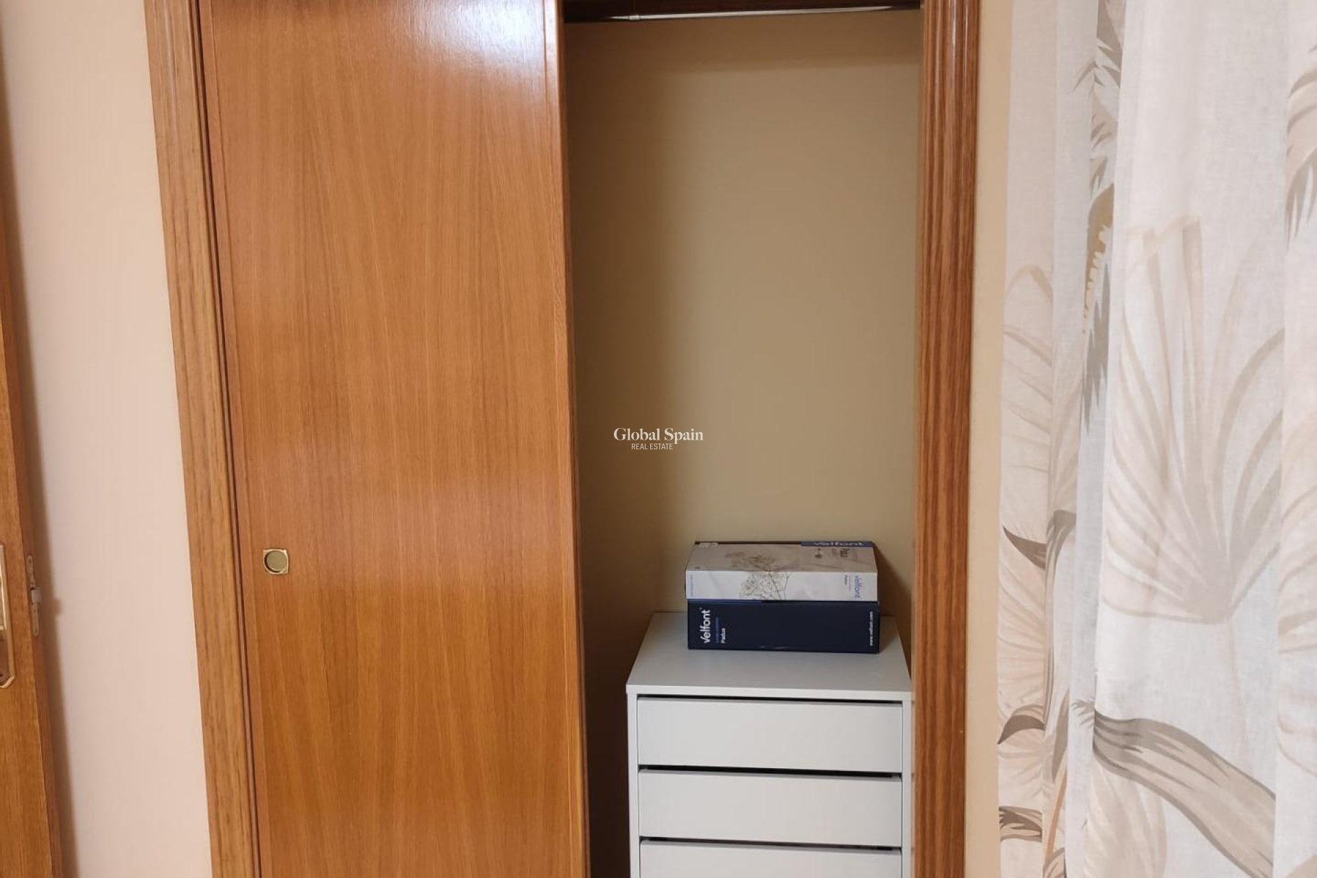 Wederverkoop - APPARTEMENT -
GUARDAMAR DEL SEGURA