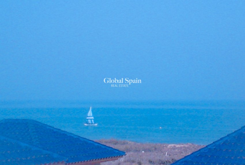 Wederverkoop - APPARTEMENT -
GUARDAMAR DEL SEGURA