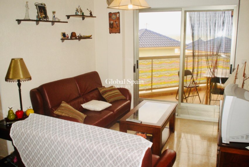 Wederverkoop - APPARTEMENT -
GUARDAMAR DEL SEGURA
