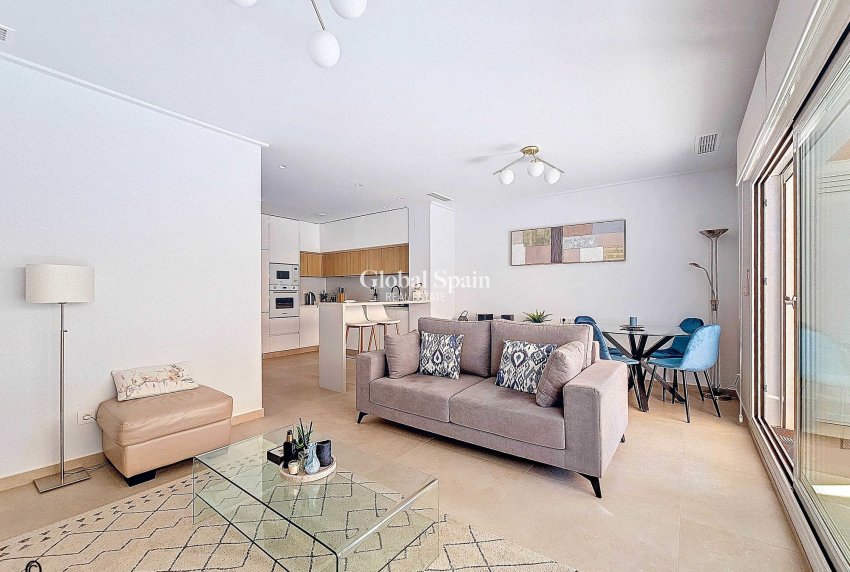 Wederverkoop - Appartement -
Guardamar del Segura