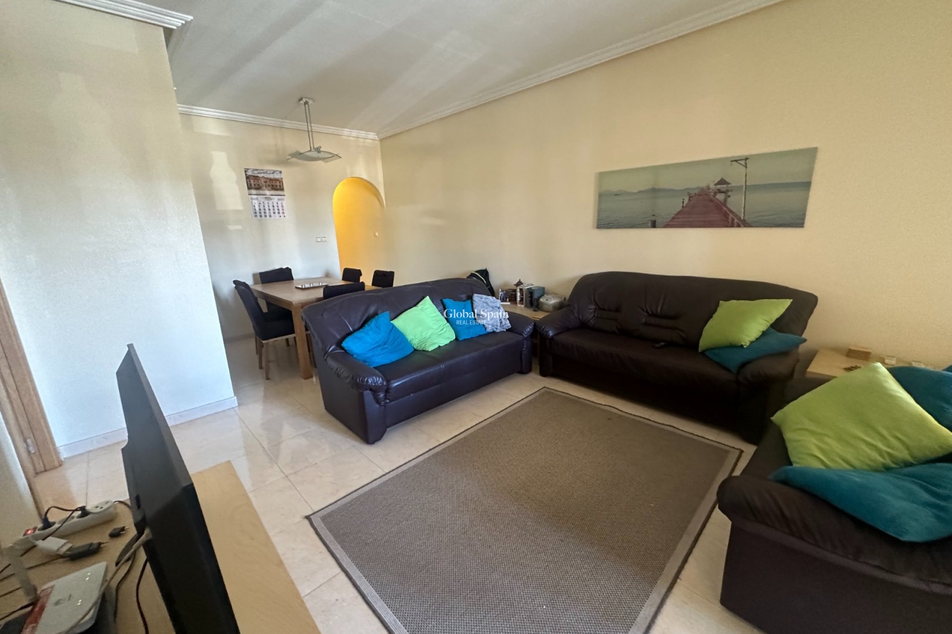 Wederverkoop - APPARTEMENT -
JACARILLA - Inland