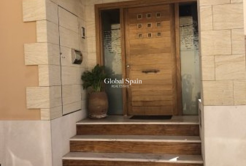 Wederverkoop - APPARTEMENT -
JÁVEA - Costa Blanca