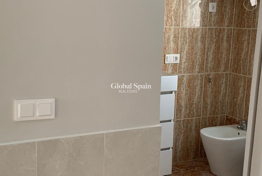 Wederverkoop - APPARTEMENT -
JÁVEA - Costa Blanca