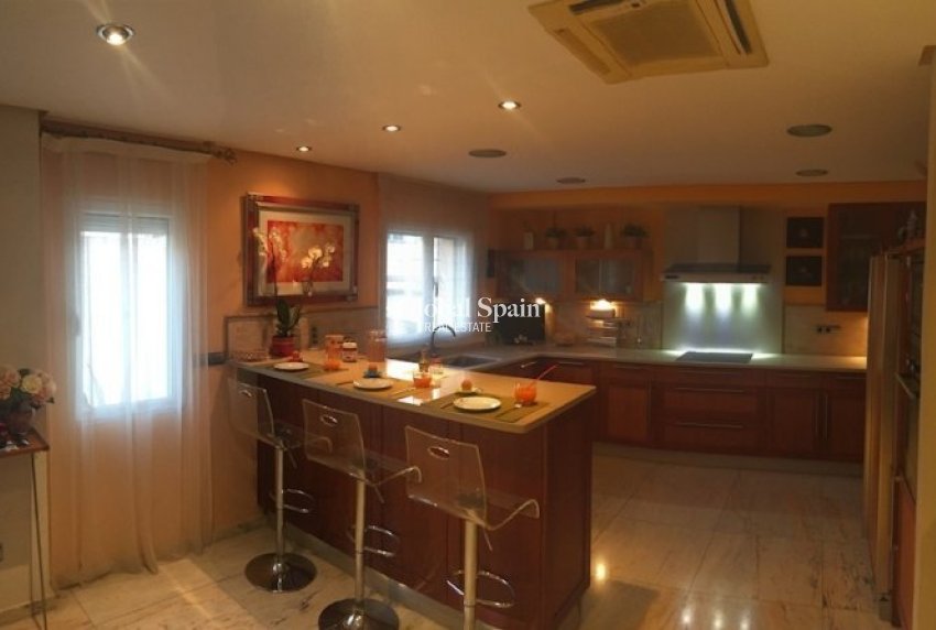 Wederverkoop - APPARTEMENT -
JÁVEA - Costa Blanca