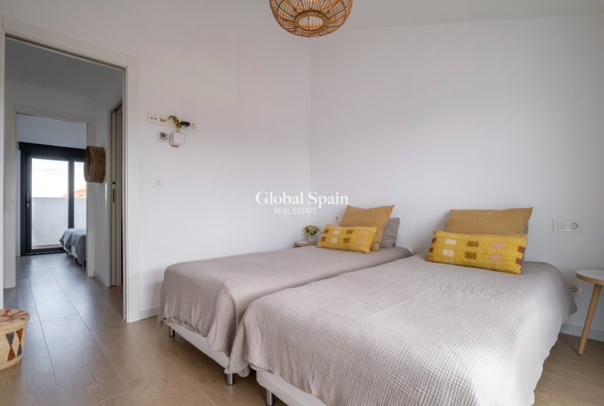 Wederverkoop - APPARTEMENT -
JÁVEA - El Arenal