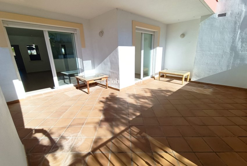 Wederverkoop - APPARTEMENT -
JESÚS POBRE - Inland