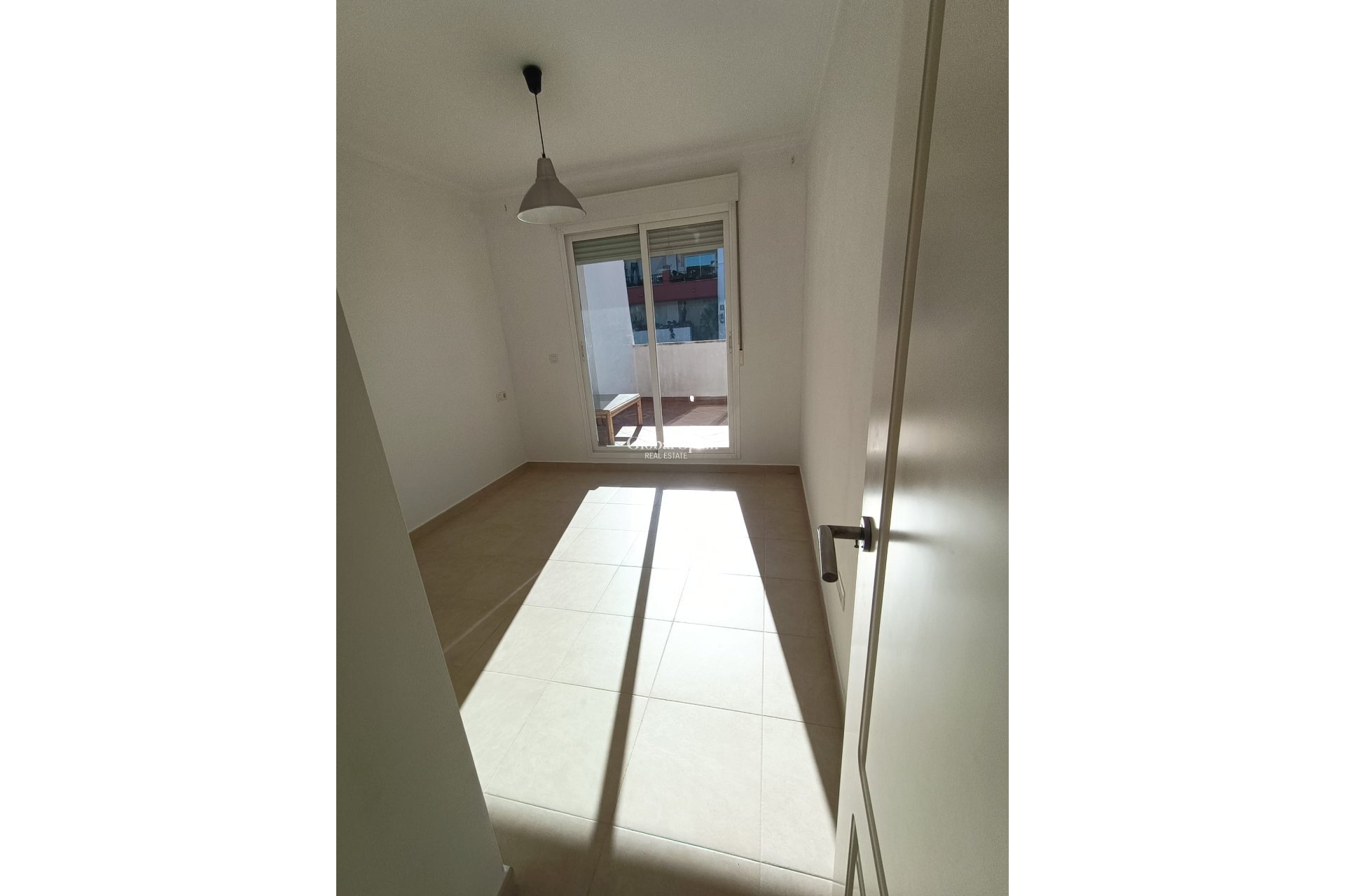 Wederverkoop - APPARTEMENT -
JESÚS POBRE - Inland