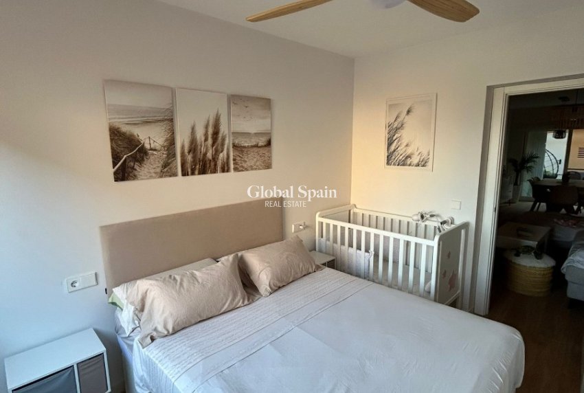 Wederverkoop - APPARTEMENT -
L'ALBIR - center