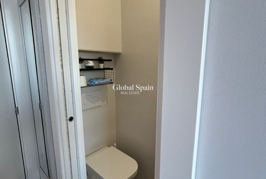 Wederverkoop - APPARTEMENT -
L'ALBIR - center