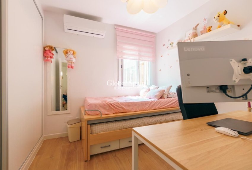 Wederverkoop - APPARTEMENT -
L'ALBIR - center