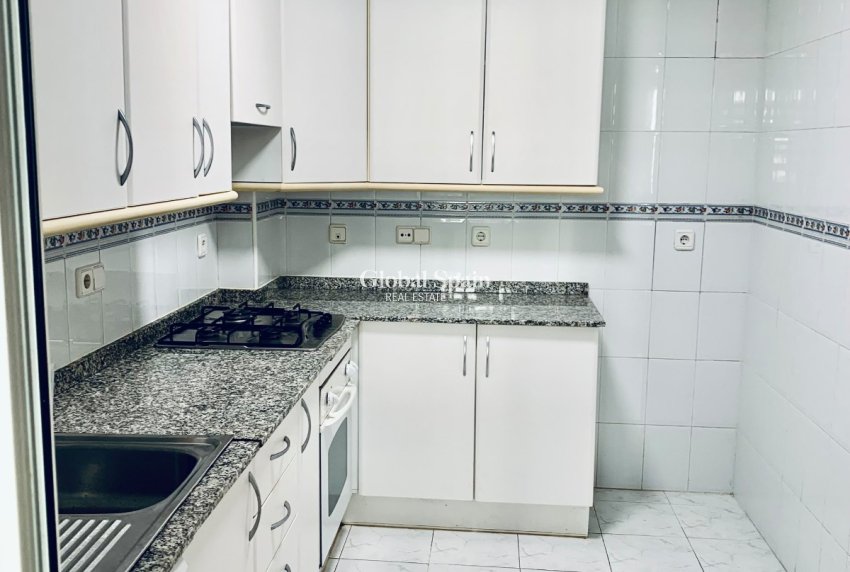 Wederverkoop - APPARTEMENT -
L'ALBIR - center