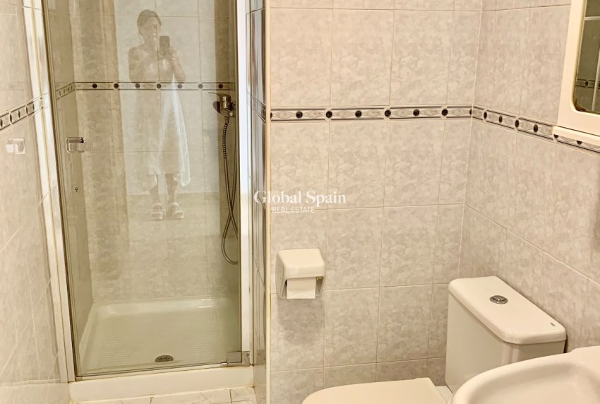 Wederverkoop - APPARTEMENT -
L'ALBIR - center
