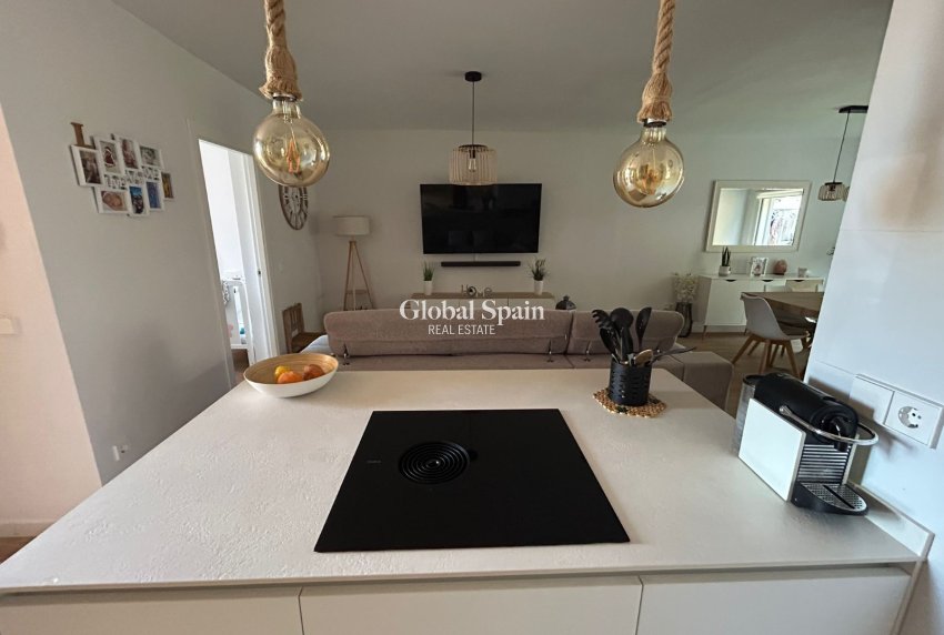 Wederverkoop - APPARTEMENT -
L'ALBIR - center