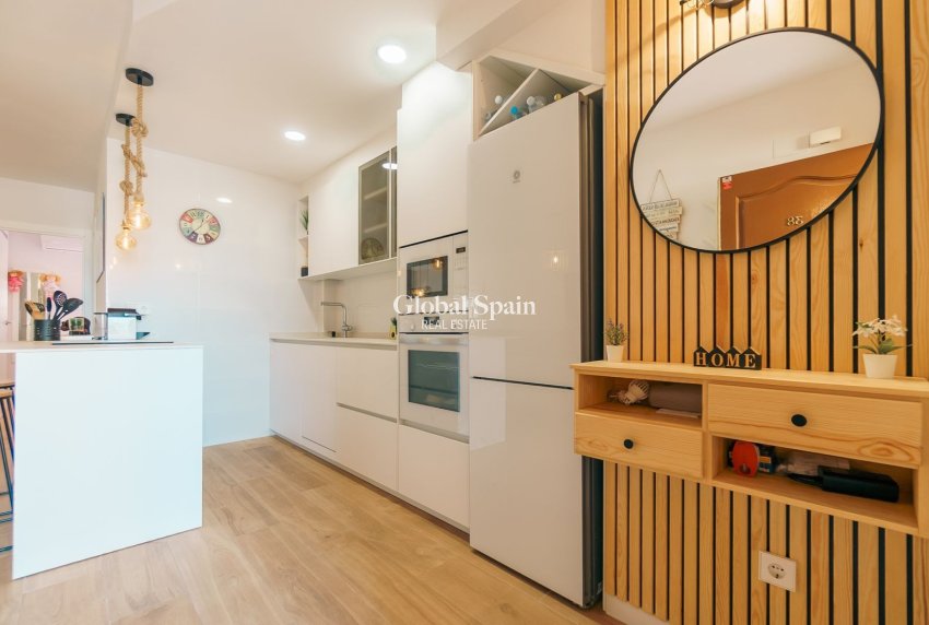 Wederverkoop - APPARTEMENT -
L'ALBIR - center