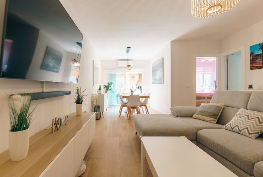 Wederverkoop - APPARTEMENT -
L'ALBIR - center