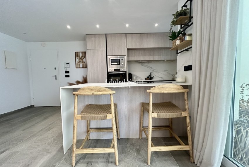 Wederverkoop - APPARTEMENT -
LA FINCA GOLF - Inland