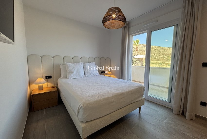 Wederverkoop - APPARTEMENT -
LA FINCA GOLF - Inland