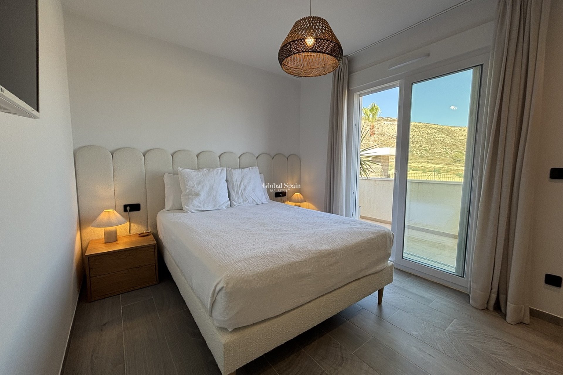 Wederverkoop - APPARTEMENT -
LA FINCA GOLF - Inland