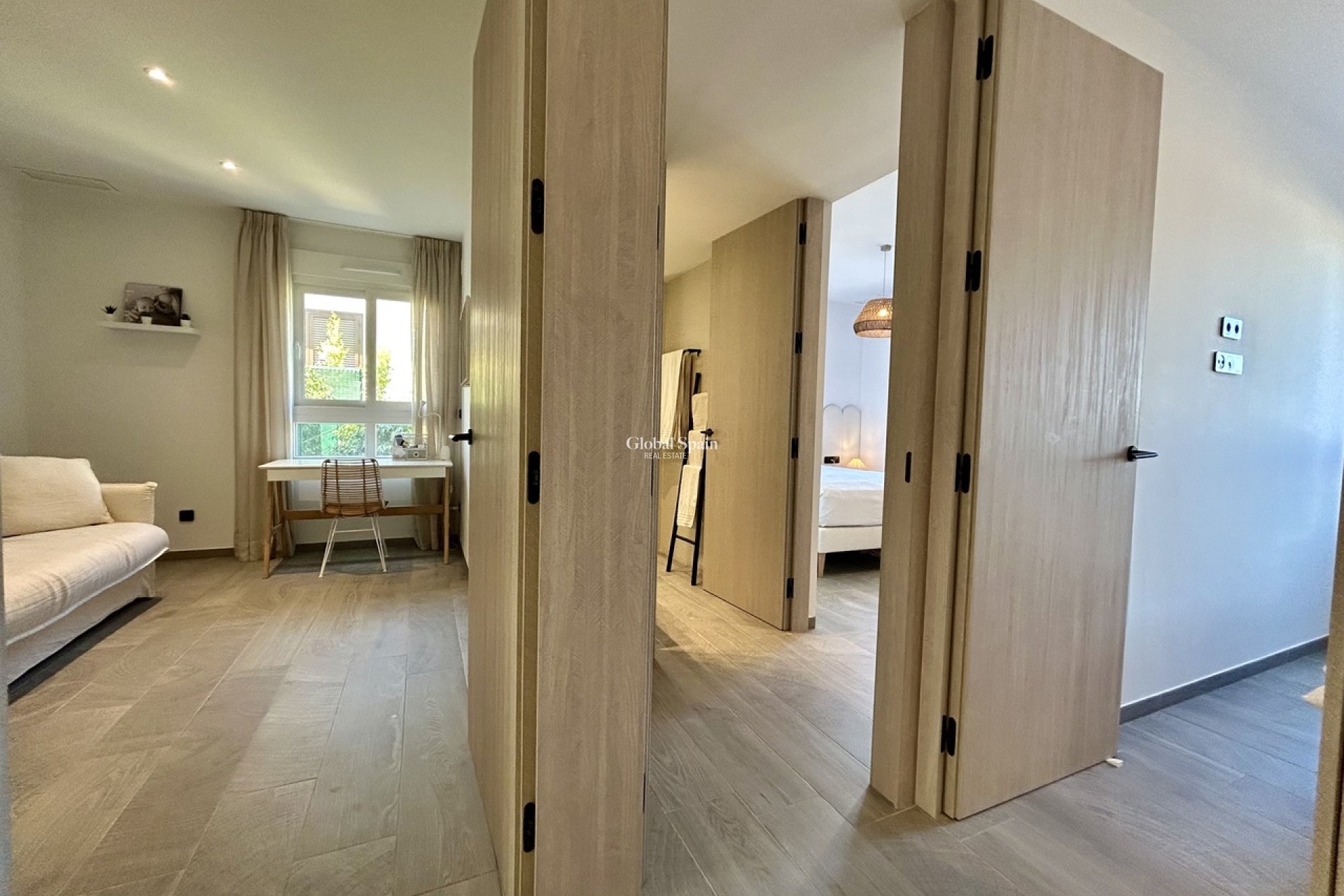 Wederverkoop - APPARTEMENT -
LA FINCA GOLF - Inland