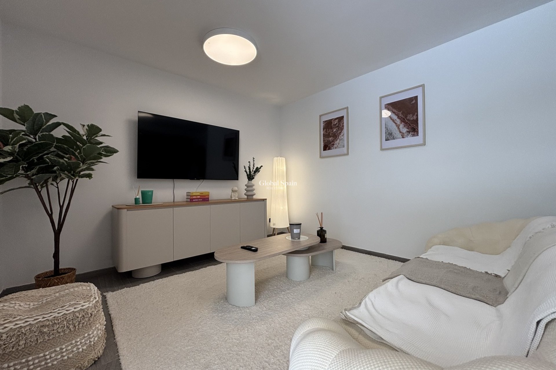 Wederverkoop - APPARTEMENT -
LA FINCA GOLF - Inland