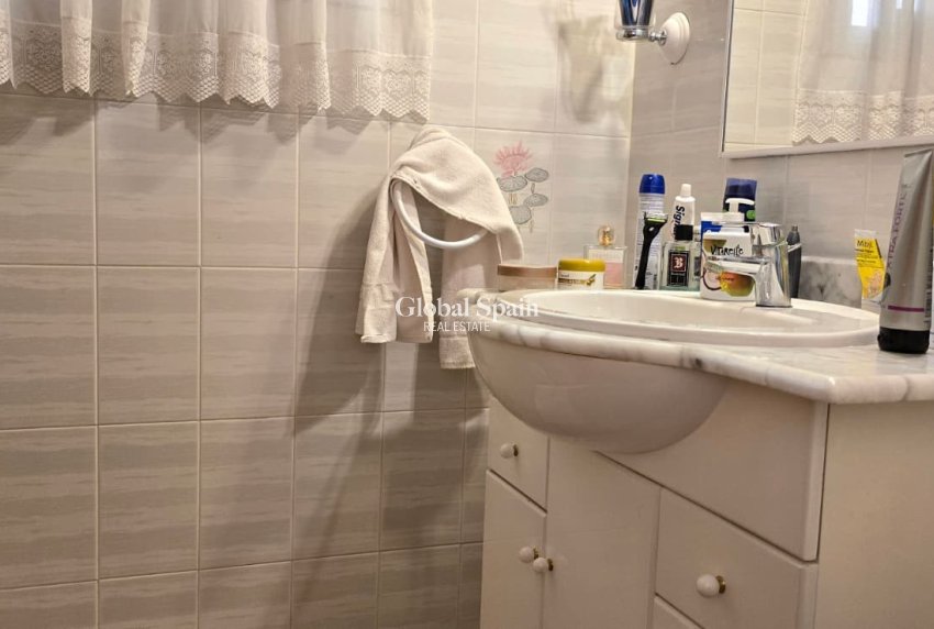 Wederverkoop - APPARTEMENT -
LA FONT D'EN CARRÒS - Centro