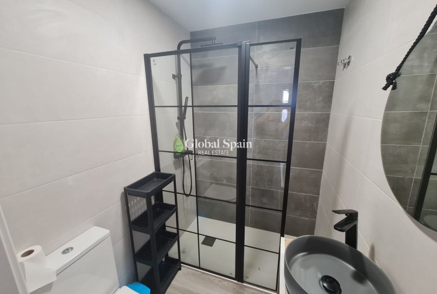 Wederverkoop - APPARTEMENT -
LA MANGA DEL MAR MENOR