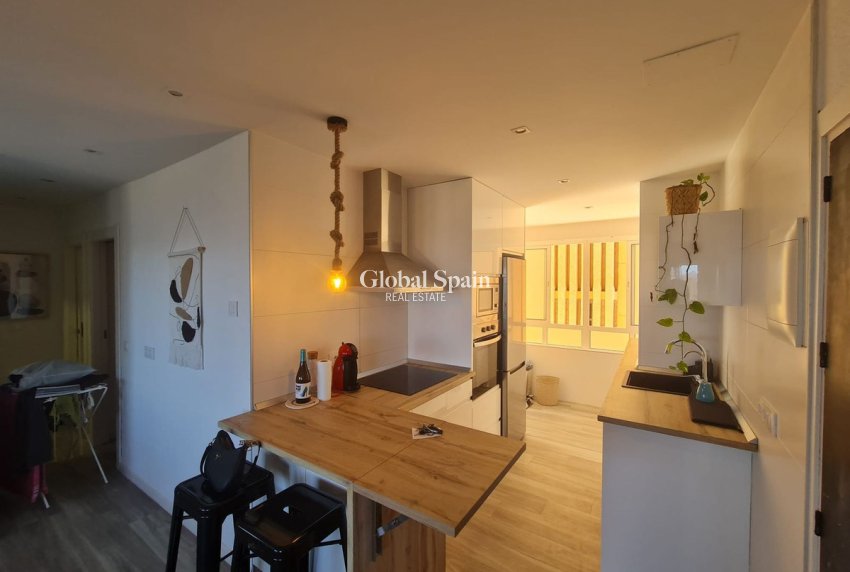 Wederverkoop - APPARTEMENT -
LA MANGA DEL MAR MENOR