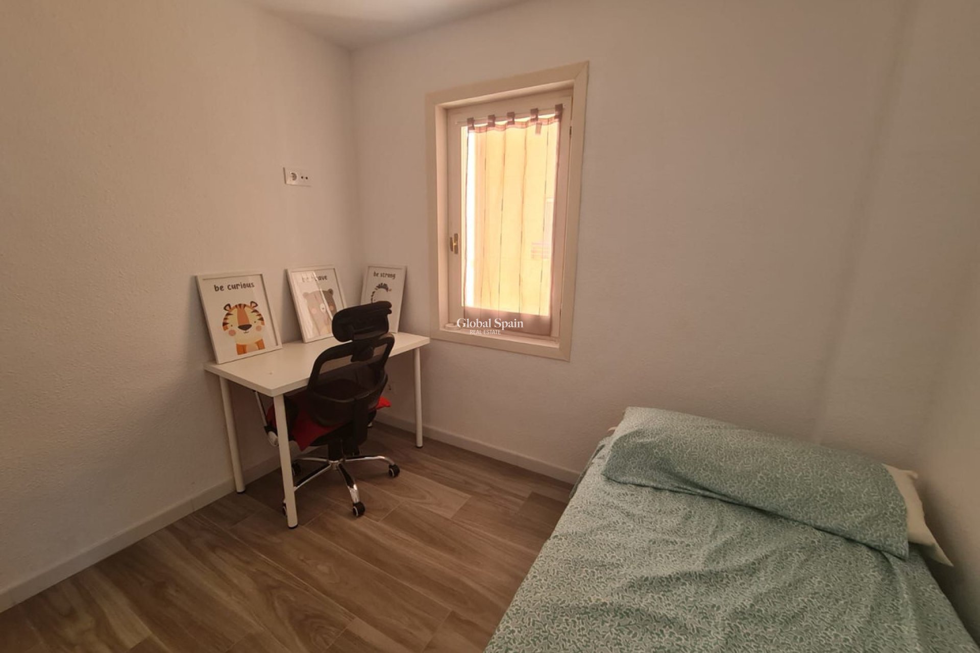 Wederverkoop - APPARTEMENT -
LA MANGA DEL MAR MENOR