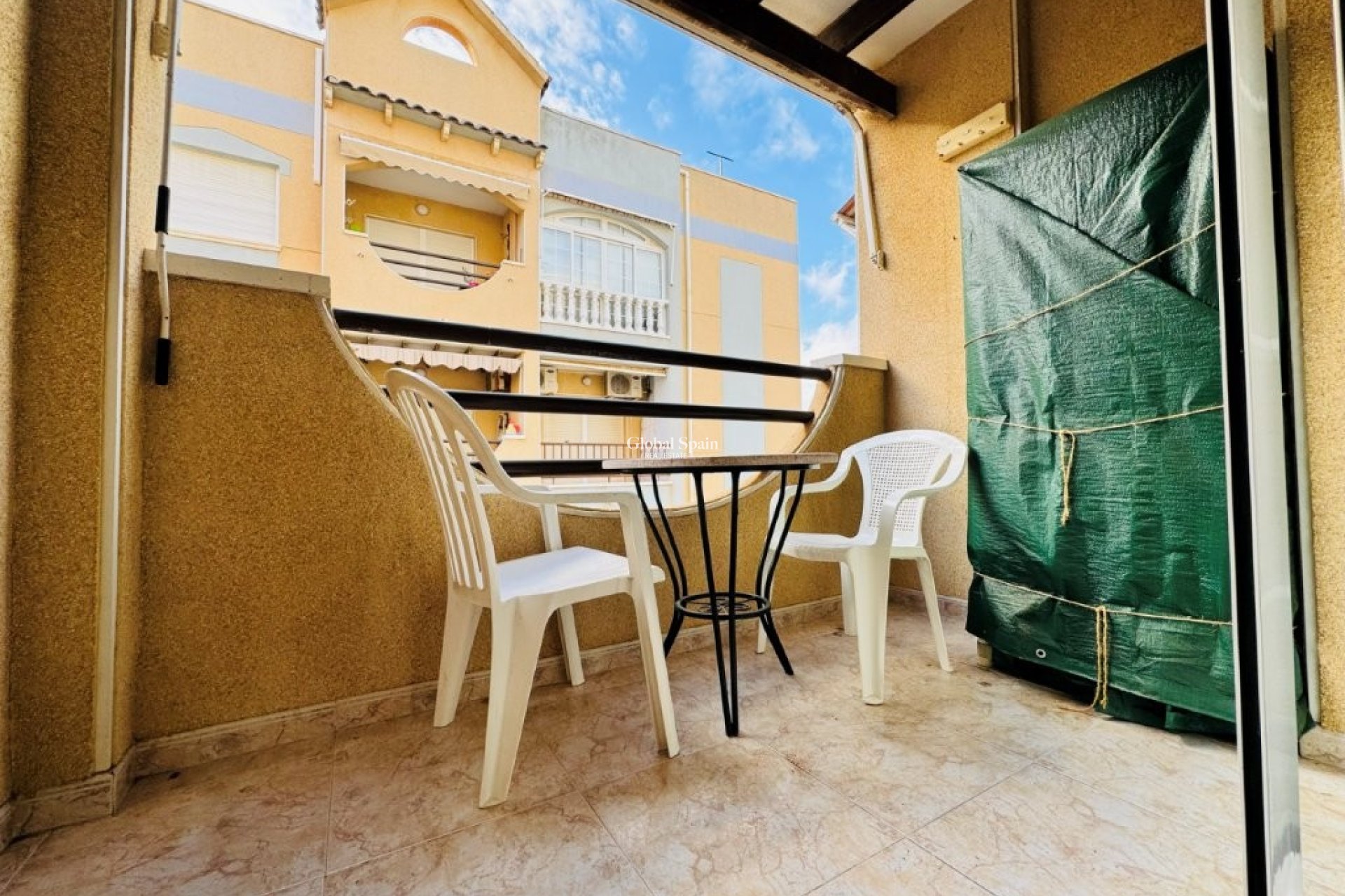 Wederverkoop - APPARTEMENT -
LA MATA - Costa Blanca