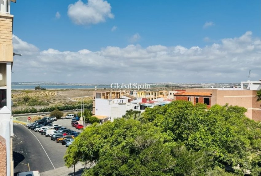 Wederverkoop - APPARTEMENT -
LA MATA - Costa Blanca