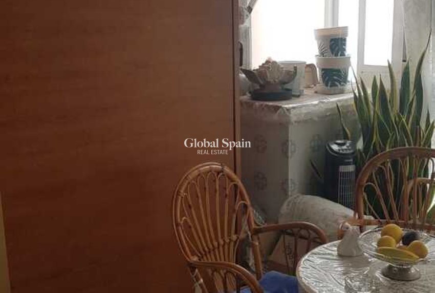 Wederverkoop - APPARTEMENT -
LA MATA - Costa Blanca