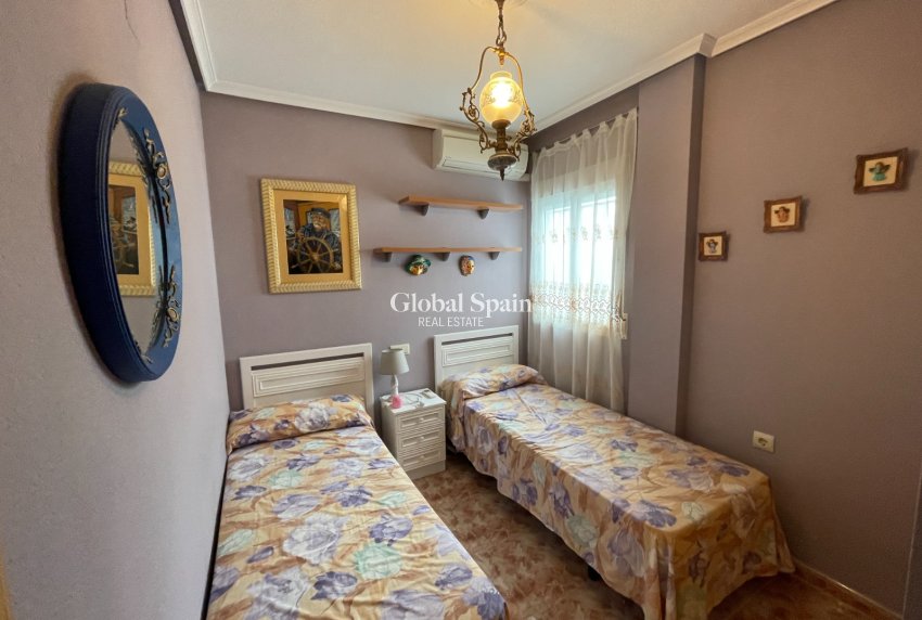 Wederverkoop - APPARTEMENT -
LA MATA - Costa Blanca