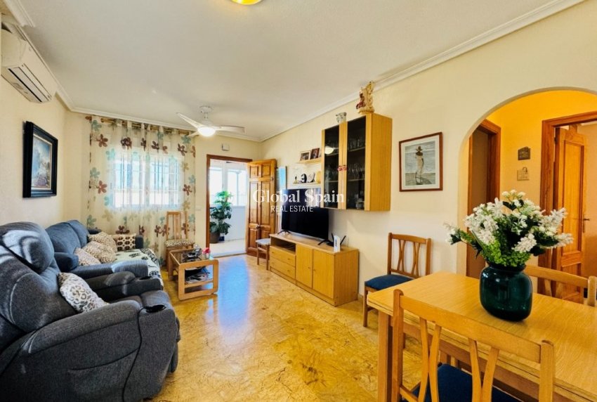 Wederverkoop - APPARTEMENT -
LA MATA - Costa Blanca