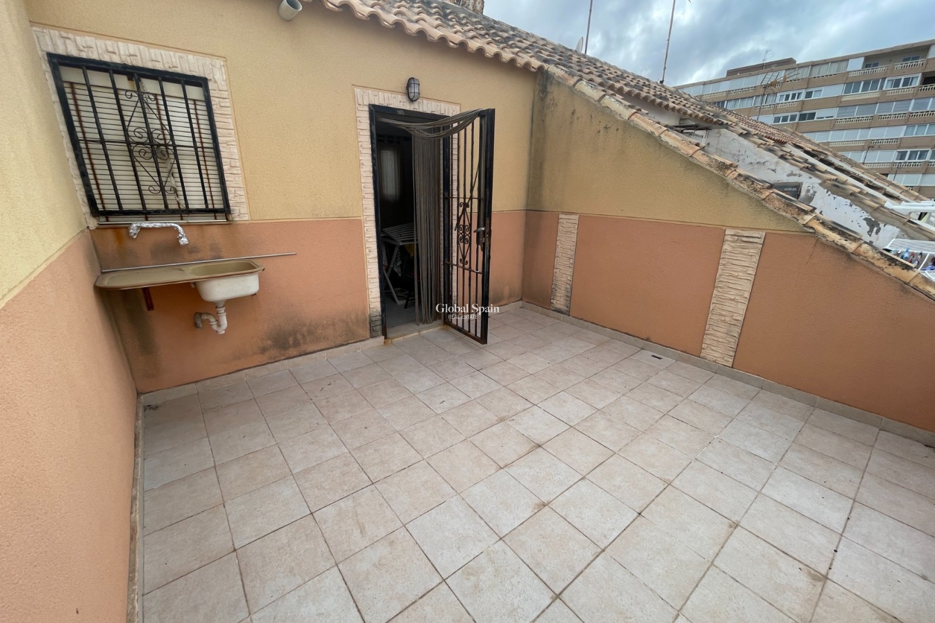 Wederverkoop - APPARTEMENT -
LA MATA - Costa Blanca