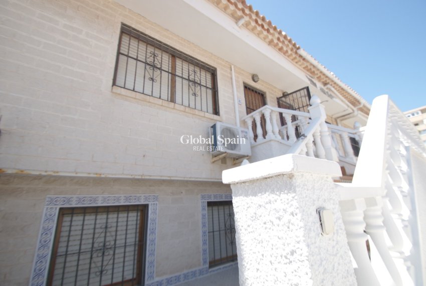 Wederverkoop - APPARTEMENT -
LA MATA - Costa Blanca