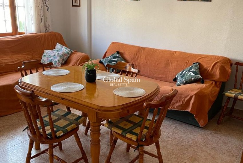 Wederverkoop - APPARTEMENT -
LA MATA - Costa Blanca