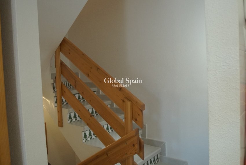Wederverkoop - APPARTEMENT -
LA MATA - Costa Blanca