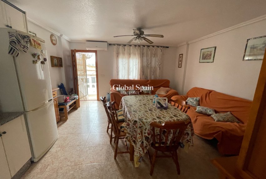 Wederverkoop - APPARTEMENT -
LA MATA - Costa Blanca