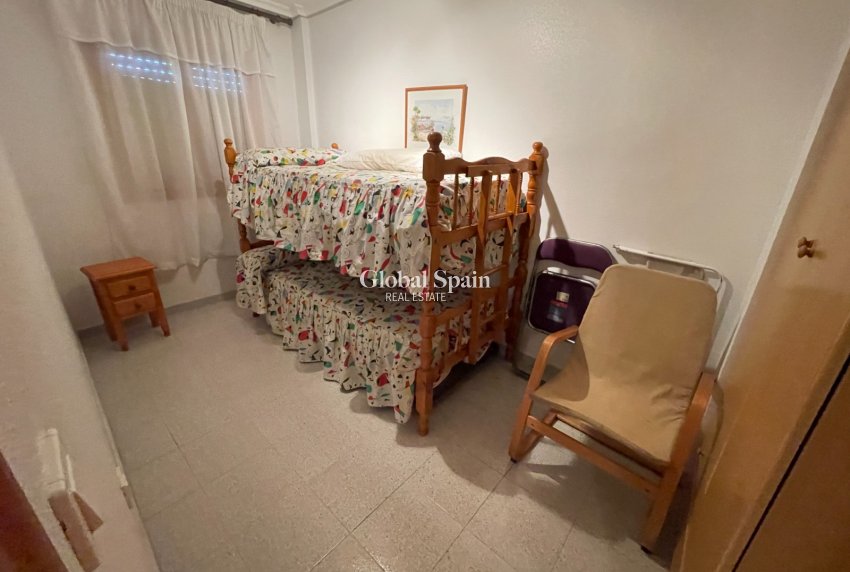 Wederverkoop - APPARTEMENT -
LA MATA - Costa Blanca