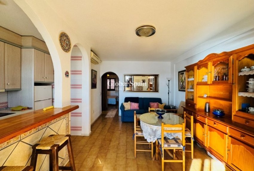 Wederverkoop - APPARTEMENT -
LA MATA - Costa Blanca
