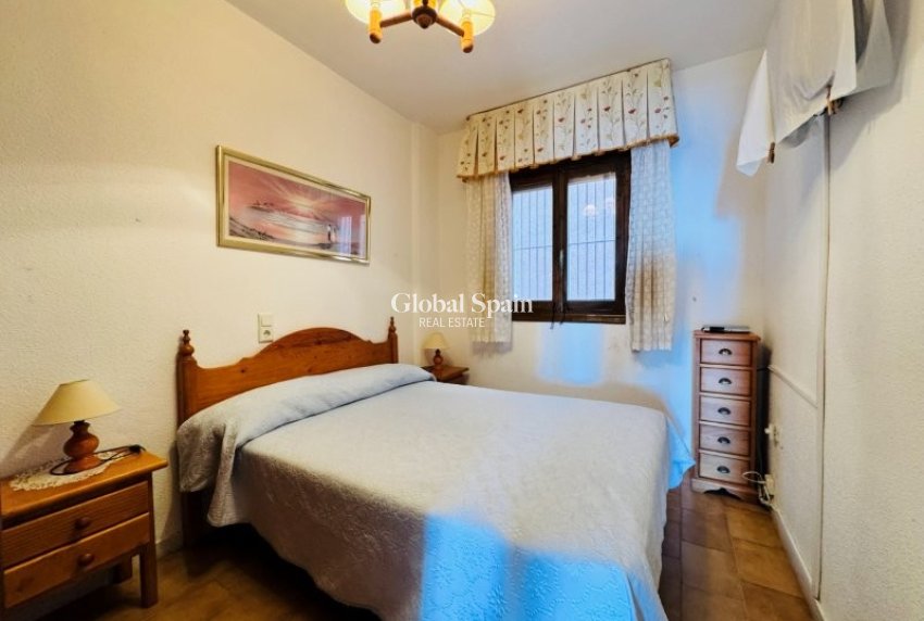 Wederverkoop - APPARTEMENT -
LA MATA - Costa Blanca
