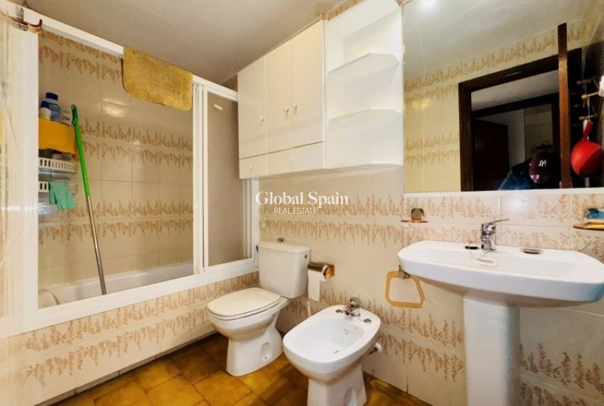 Wederverkoop - APPARTEMENT -
LA MATA - Costa Blanca