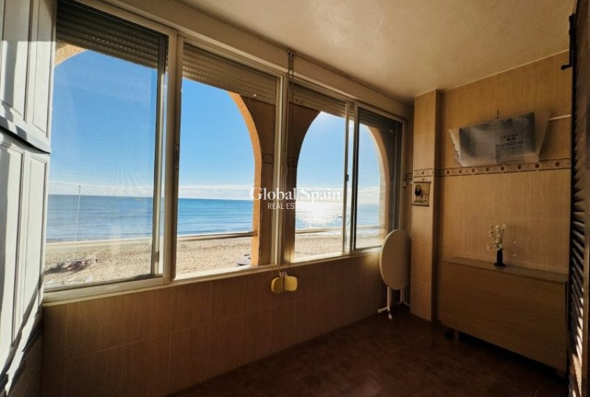 Wederverkoop - APPARTEMENT -
LA MATA - Costa Blanca