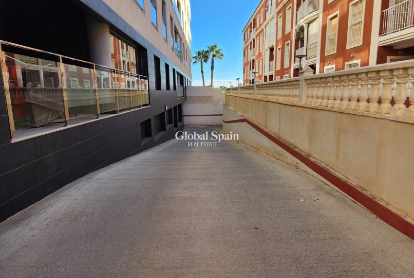 Wederverkoop - APPARTEMENT -
LA MATA - Costa Blanca