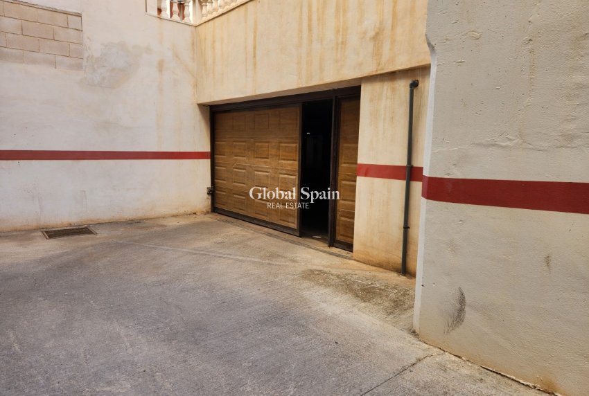 Wederverkoop - APPARTEMENT -
LA MATA - Costa Blanca